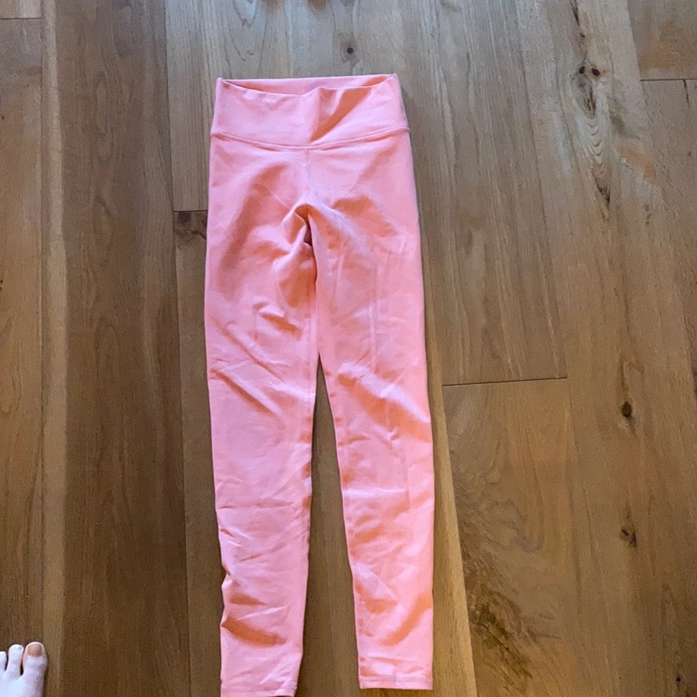 Coral fabletics leggings. Size XS